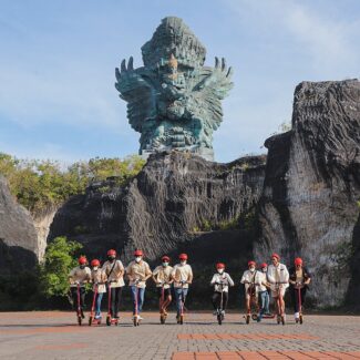 Penampakan patung GWK Bali di Festival Park